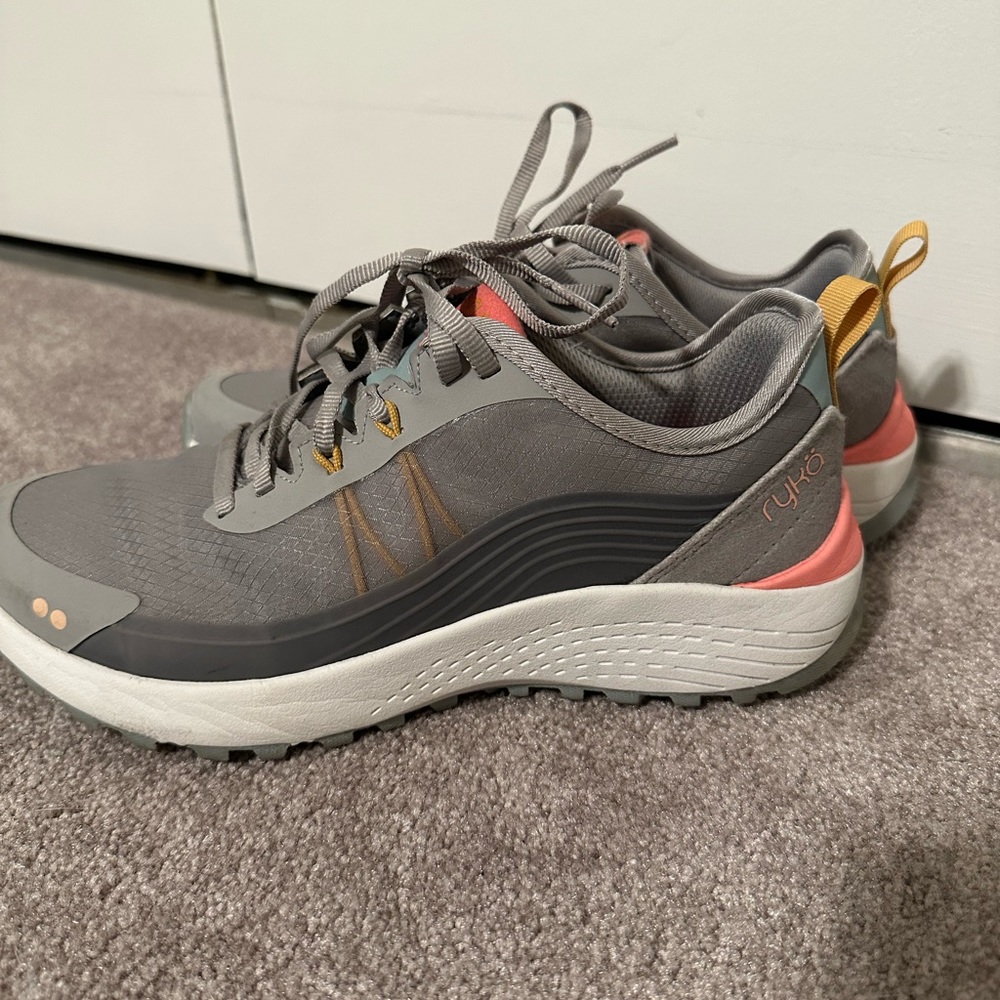 Like new Ryka